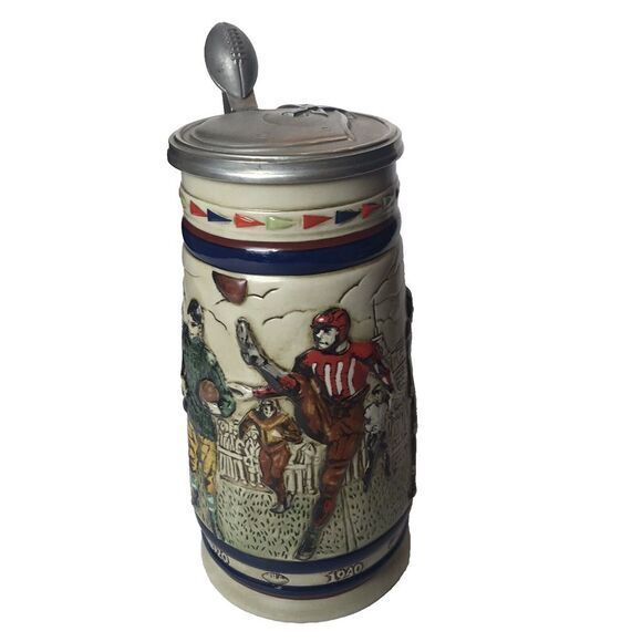 1983 Vintage‎ Avon Great American Football Ceramic Lidded Stein - Picture 2 of 8